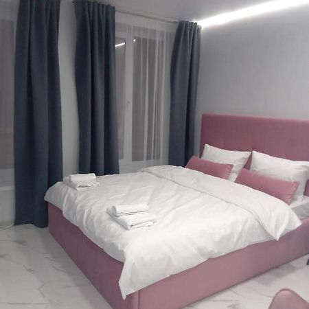39 Apart Hotel Lviv Ngoại thất bức ảnh