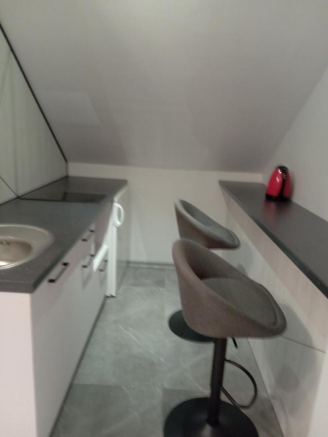 39 Apart Hotel Lviv Ngoại thất bức ảnh