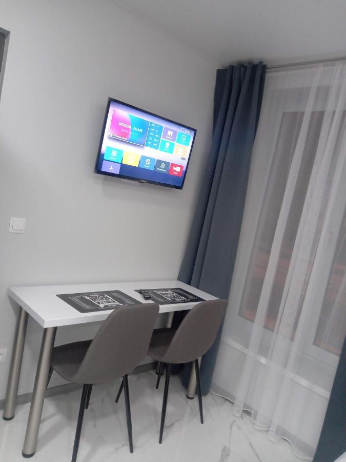 39 Apart Hotel Lviv Ngoại thất bức ảnh