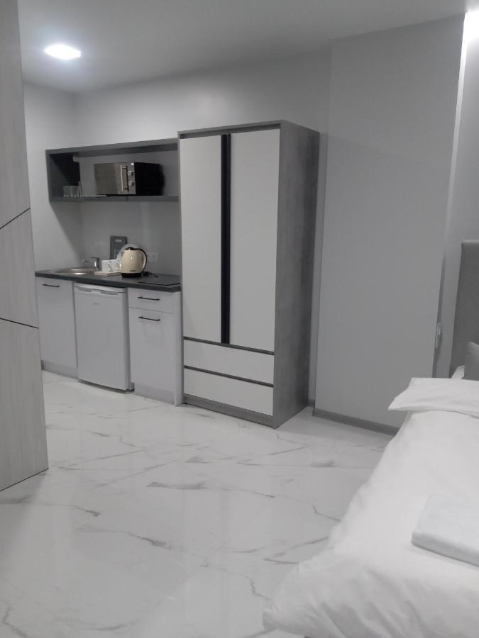 39 Apart Hotel Lviv Ngoại thất bức ảnh