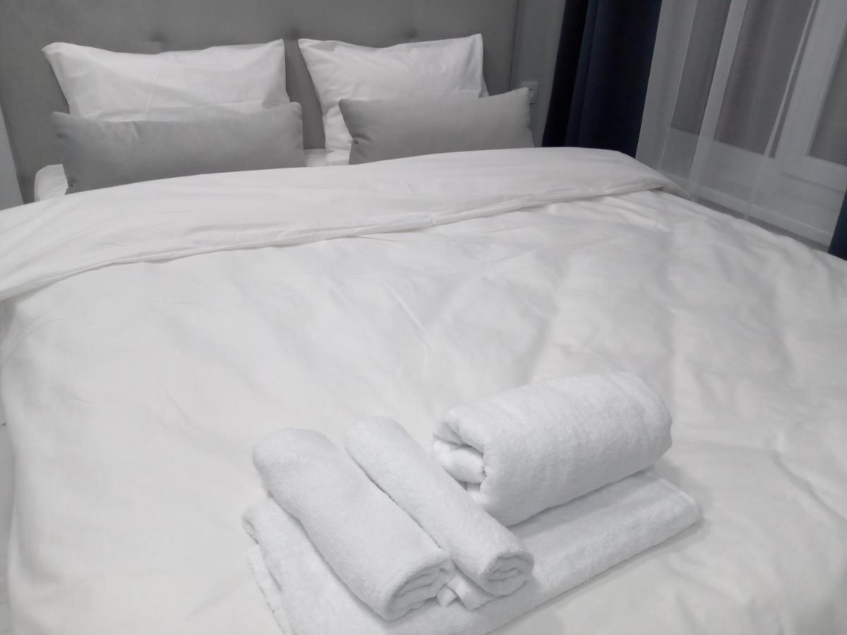39 Apart Hotel Lviv Ngoại thất bức ảnh